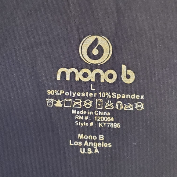 SPECIAL CLEAROUT! NWT Mono B Racerback Front Zip Tank - Picture 3 of 5